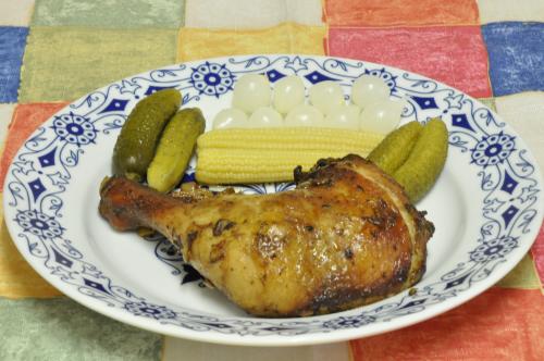 Jak uvařit grilované kuře v katově marinádě? Snadné recept, připravený za 30 - 45 minut